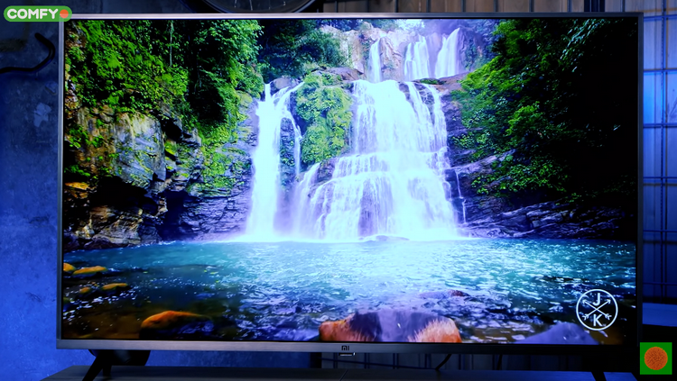 Xiaomi Mi TV UHD 4S-экран